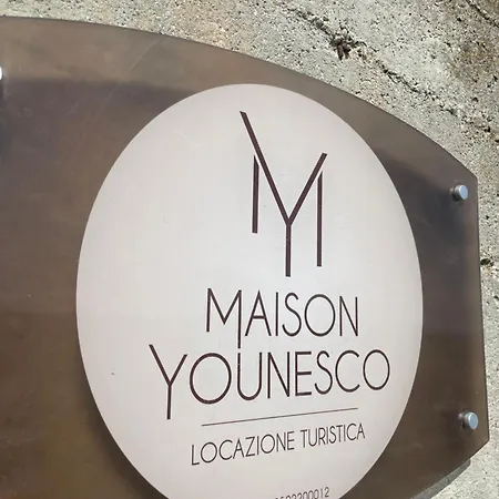 Maison Younesco - Indipendente Exclusive *