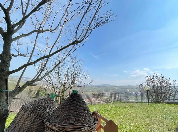 Maison Younesco - Indipendente Exclusive *