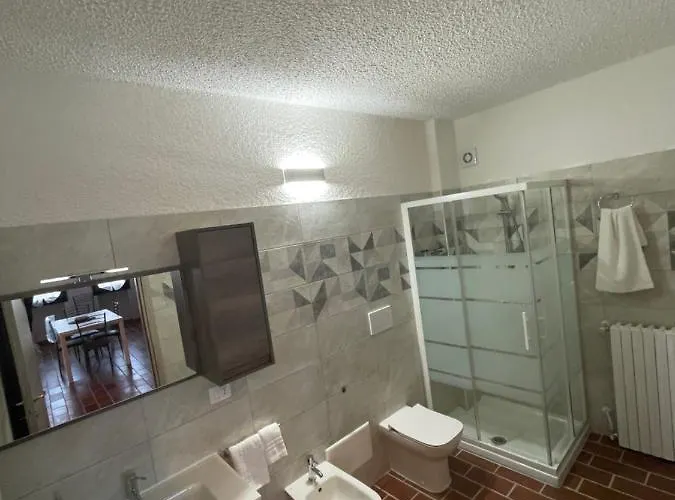 Maison Younesco - Indipendente Exclusive Castagnole delle Lanze