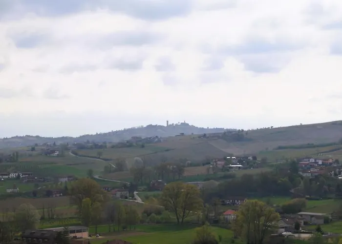 Villa Maison Younesco - Indipendente Exclusive Castagnole delle Lanze