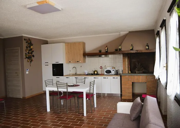 Maison Younesco - Indipendente Exclusive