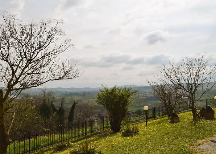 Villa Maison Younesco - Indipendente Exclusive Castagnole delle Lanze