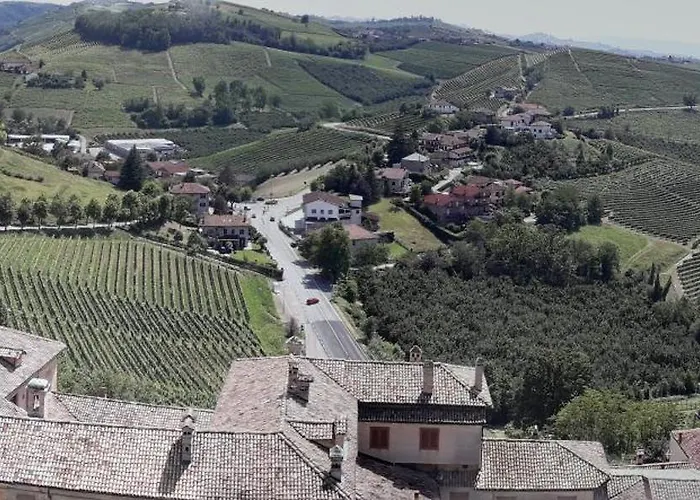 Maison Younesco - Indipendente Exclusive *