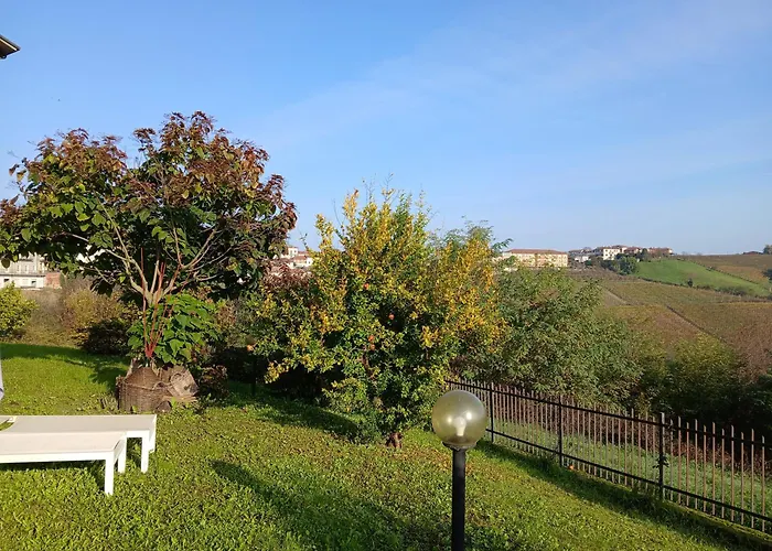 Maison Younesco - Indipendente Exclusive * Castagnole delle Lanze